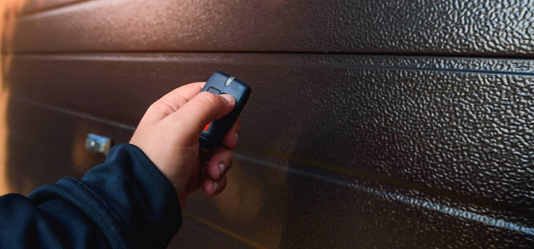 automatic door opener with remote control in Shasta Lake