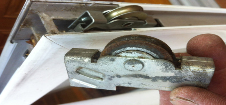screen door roller repair in Shasta Lake